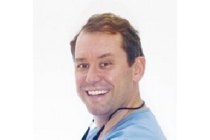 Dr./Dra. Antonio  Bowen Antolin